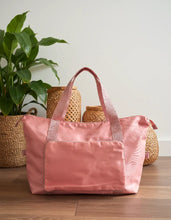 Cargar imagen en el visor de la galería, Bolso Totebag Plegable color Rosa
